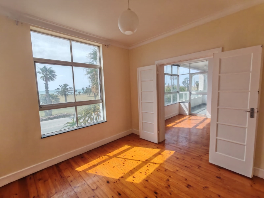 To Let 2 Bedroom Property for Rent in Summerstrand Eastern Cape